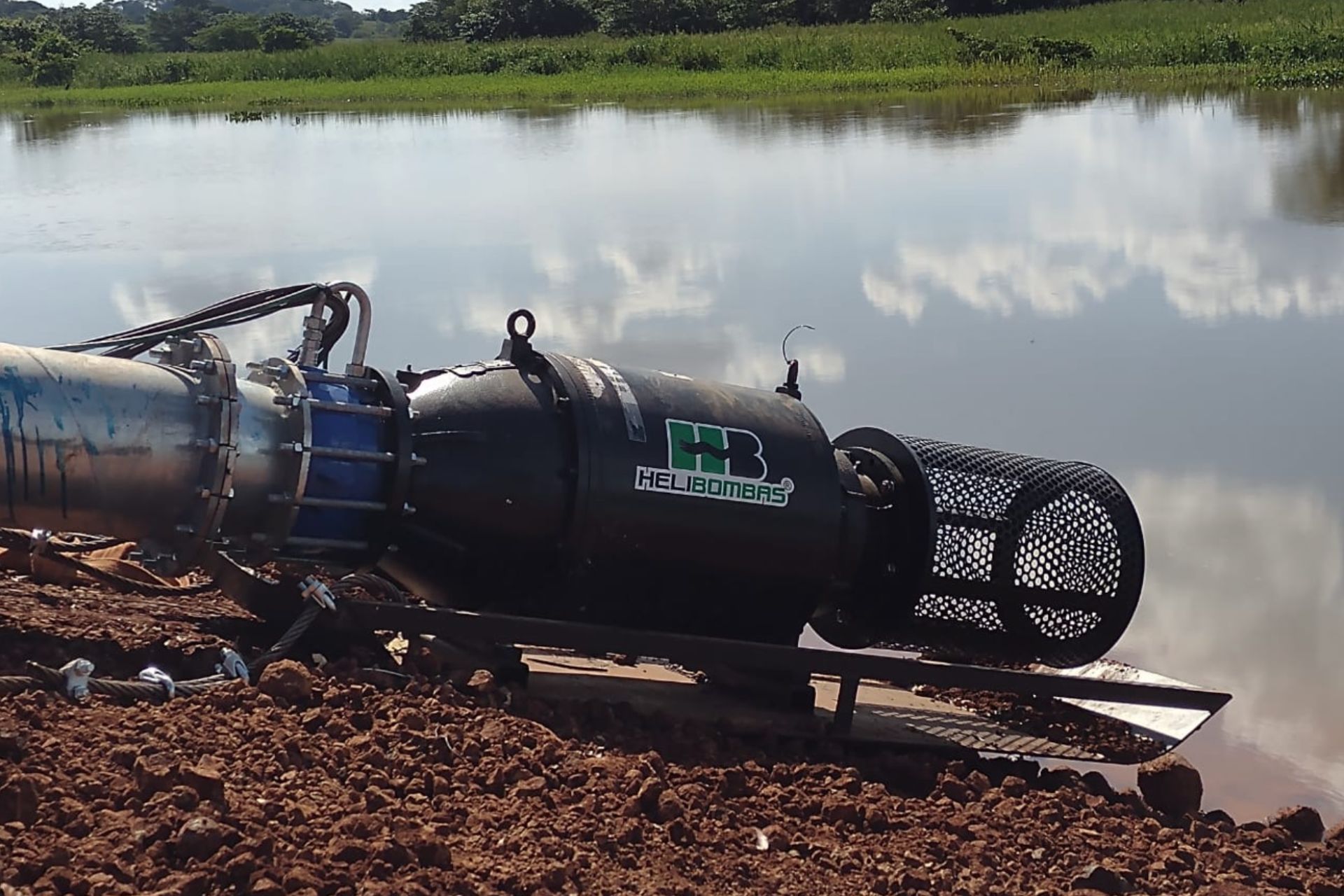 como funcionam as bombas anfíbias